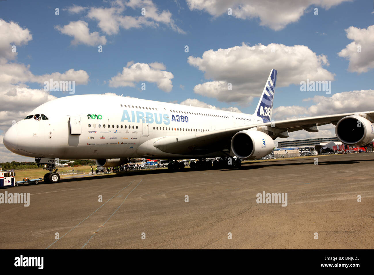L'Airbus géant A380 est confronté à une retraite anticipée accélérée par le verrouillage mondial du Coronavirus et les interdictions de voyager internationales Banque D'Images