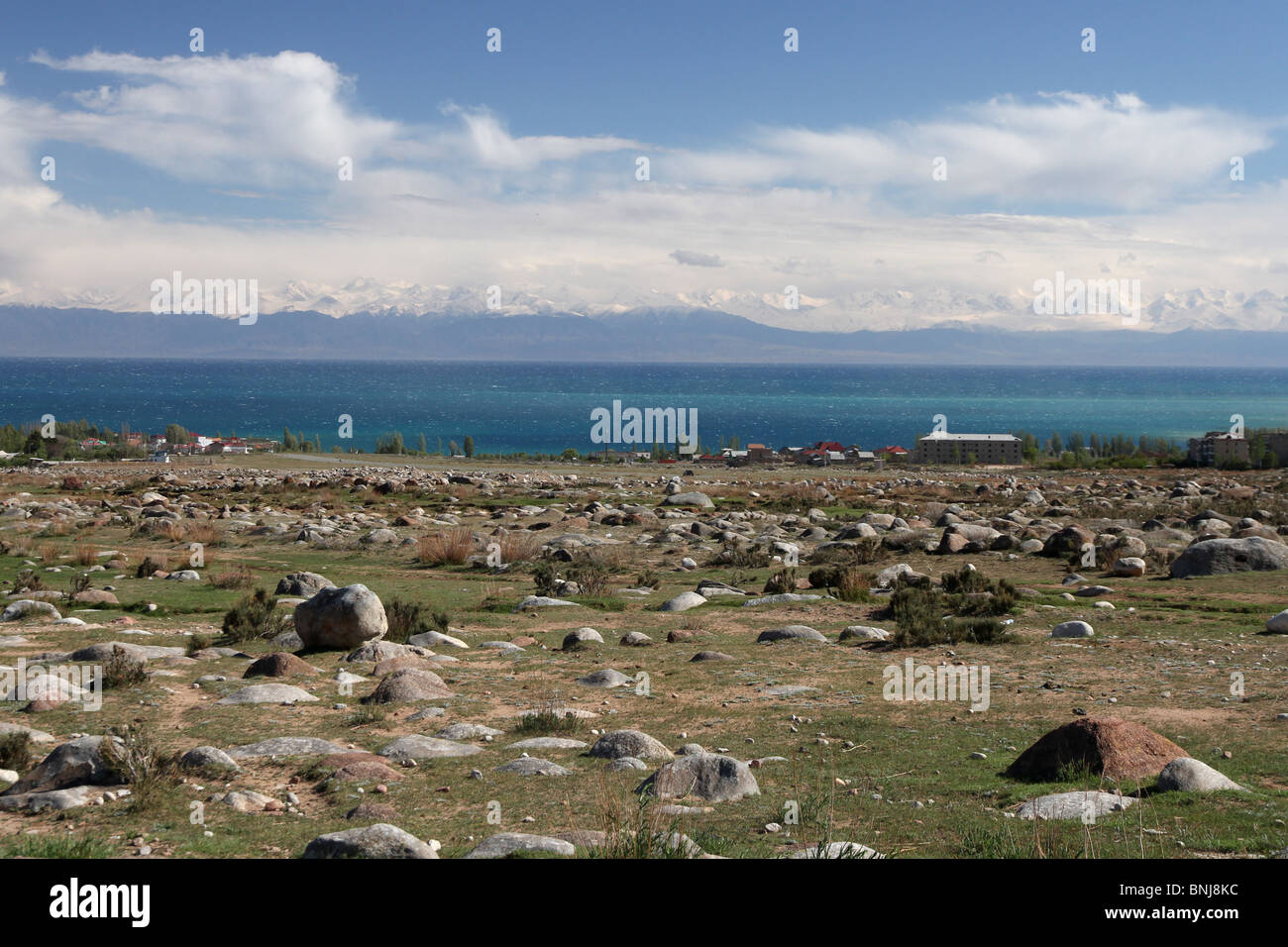 Pétroglyphes sur rive nord du lac Issyk Kol Banque D'Images