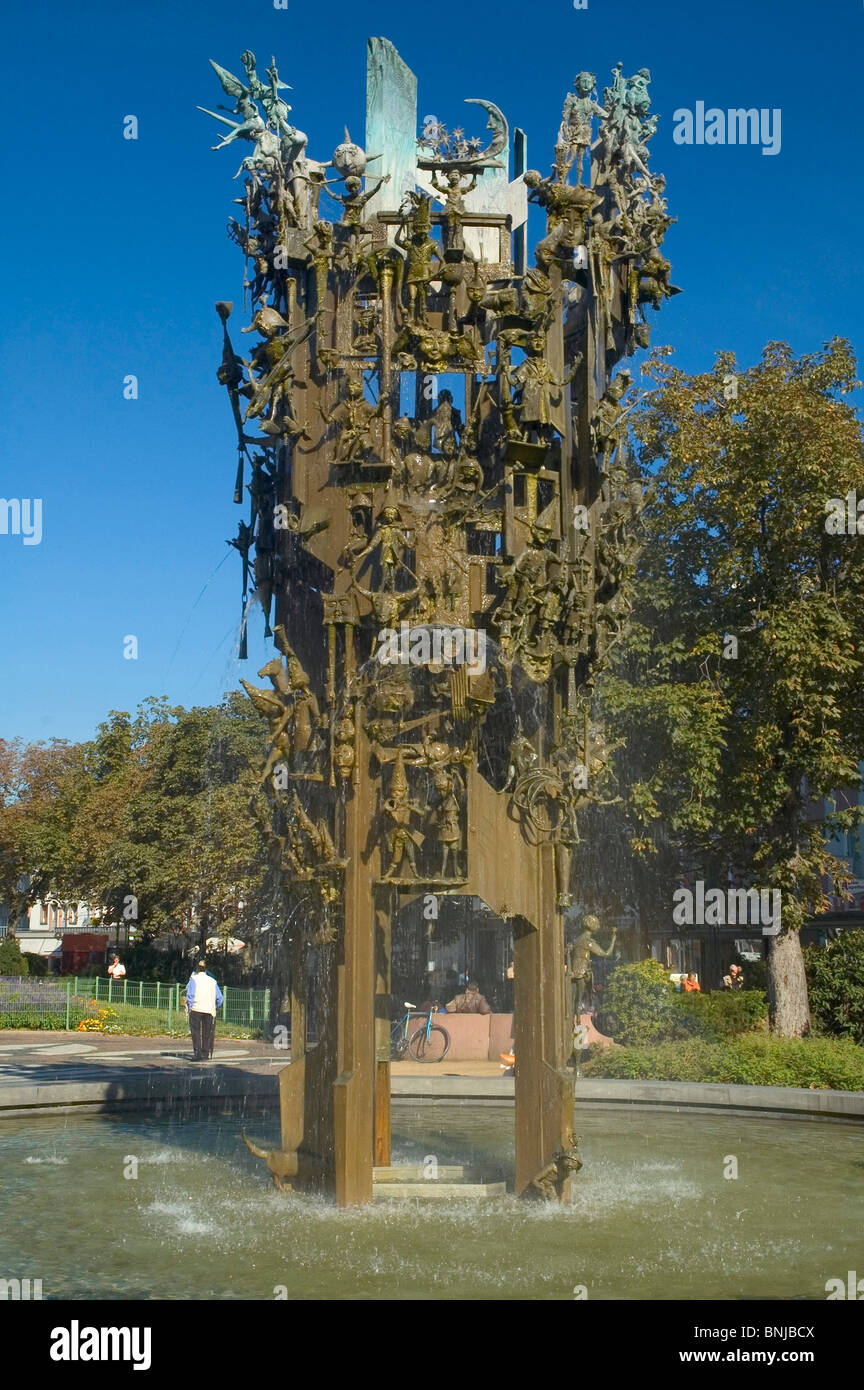 Allemagne Rhénanie-palatinat Mainz carnival Fastnachtsbrunnen eaux chiffres fontaine Banque D'Images