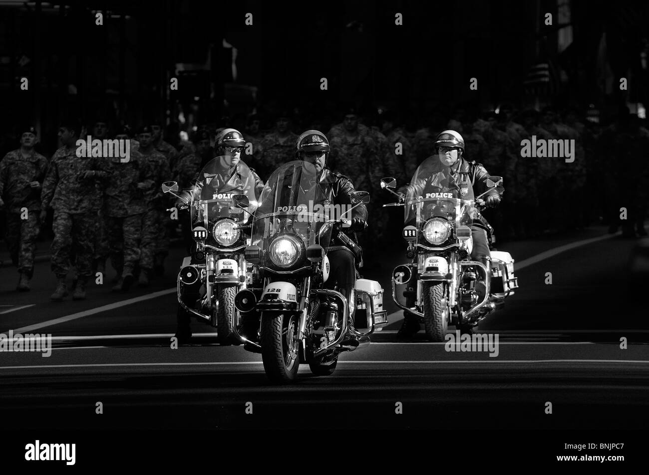 Saint Patrick's Day Parade, New York USA motos de police ville feux urbains voyage Banque D'Images