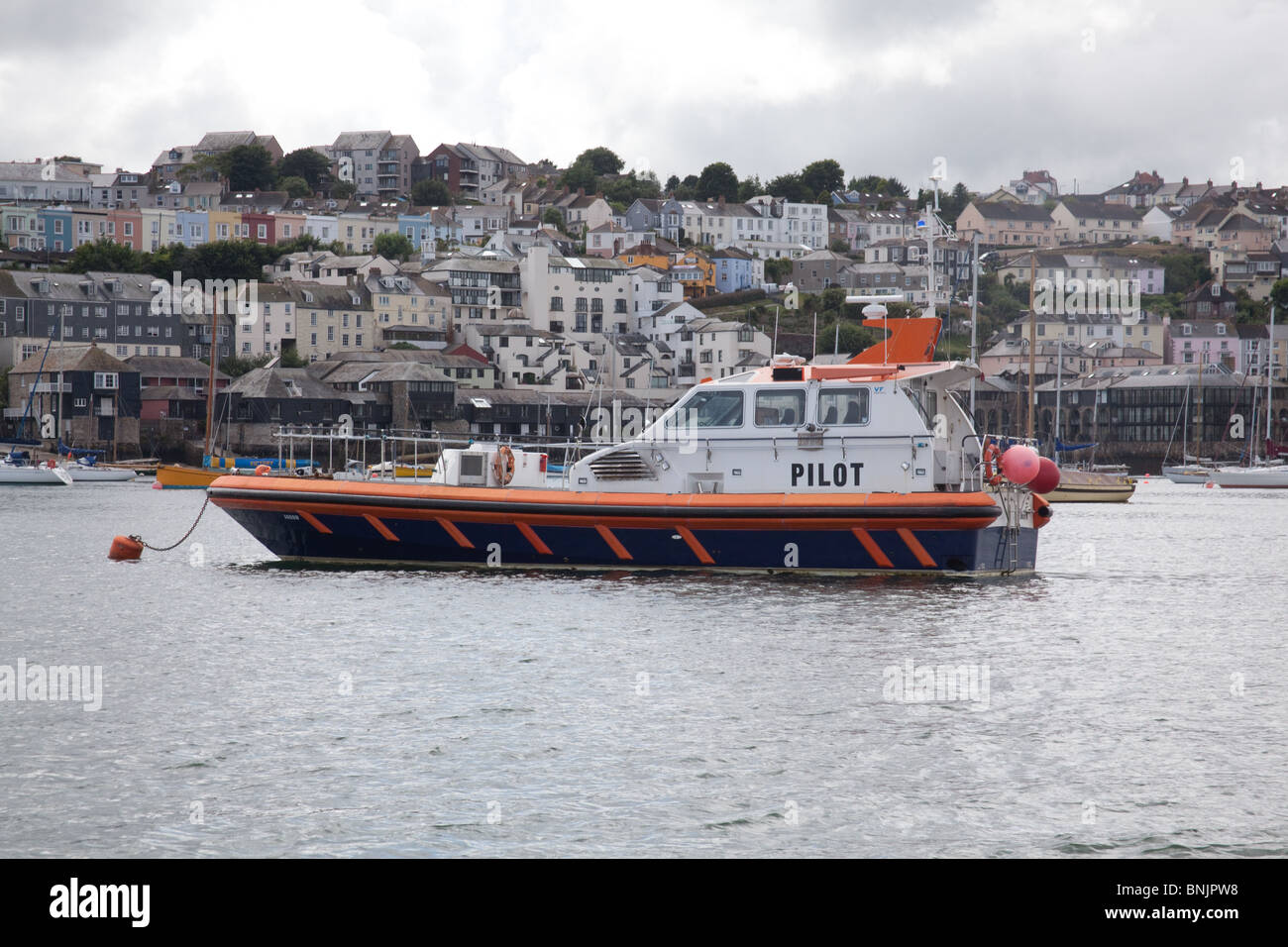 Bateau-pilote dans le port de St Mawes, Cornouailles, Angleterre. Banque D'Images