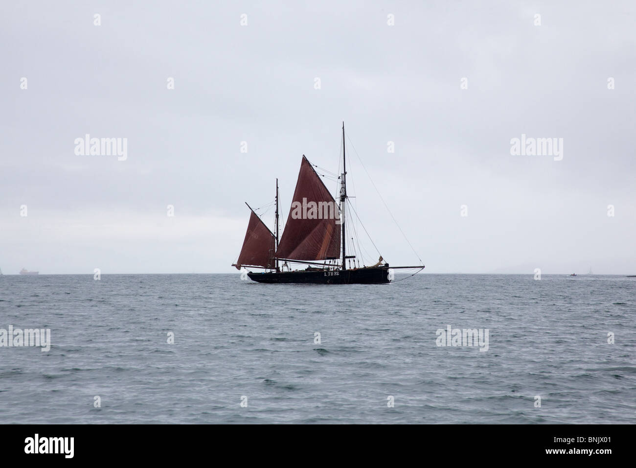 Voiliers dans le port de St Mawes, Cornwall, Angleterre. Banque D'Images