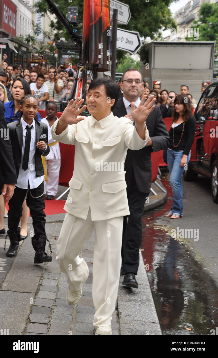 Jackie Chan et Jaden Smith à la prévisualisation du film Karaté Kid à Paris au Grand Rex. Banque D'Images