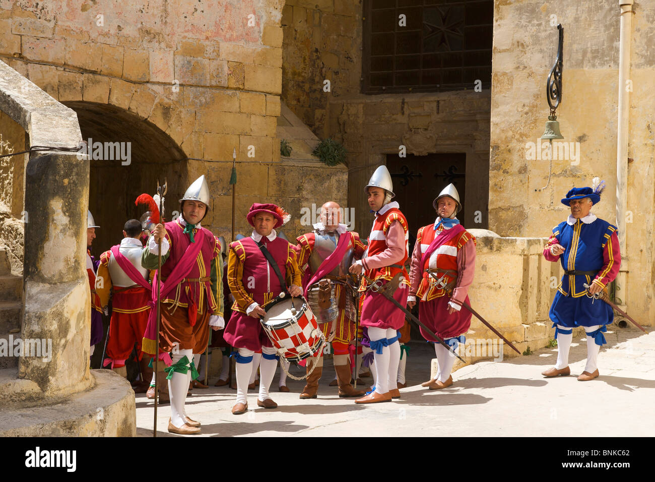 Malte La Valette en Guardia In-Guardia Chevalier de Malte fort Saint Elmo défilés Défilé uniformes uniforme historique histoire Banque D'Images