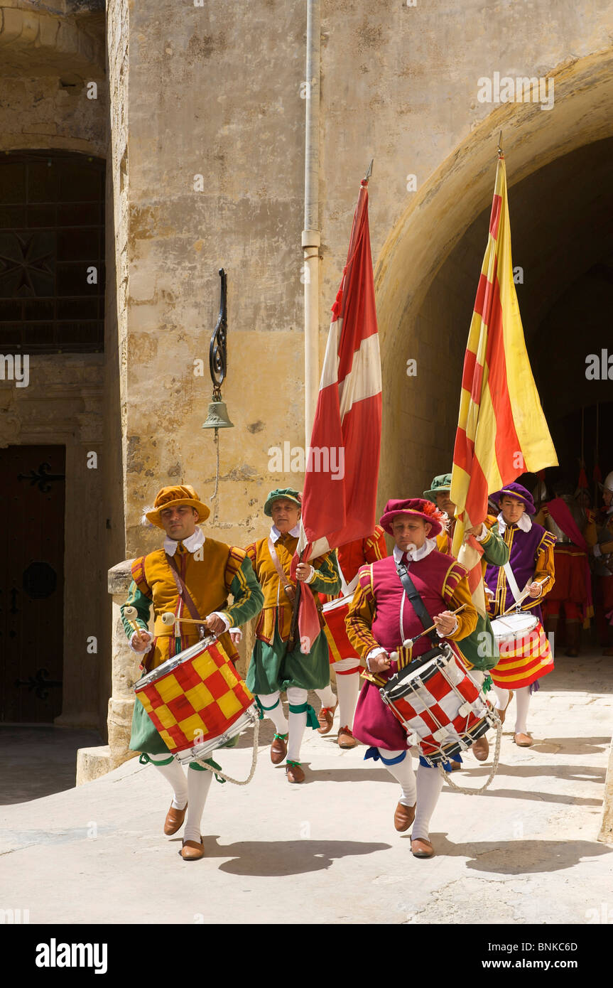 Malte La Valette en Guardia In-Guardia Chevalier de Malte fort Saint Elmo défilés Défilé uniformes uniforme historique histoire Banque D'Images