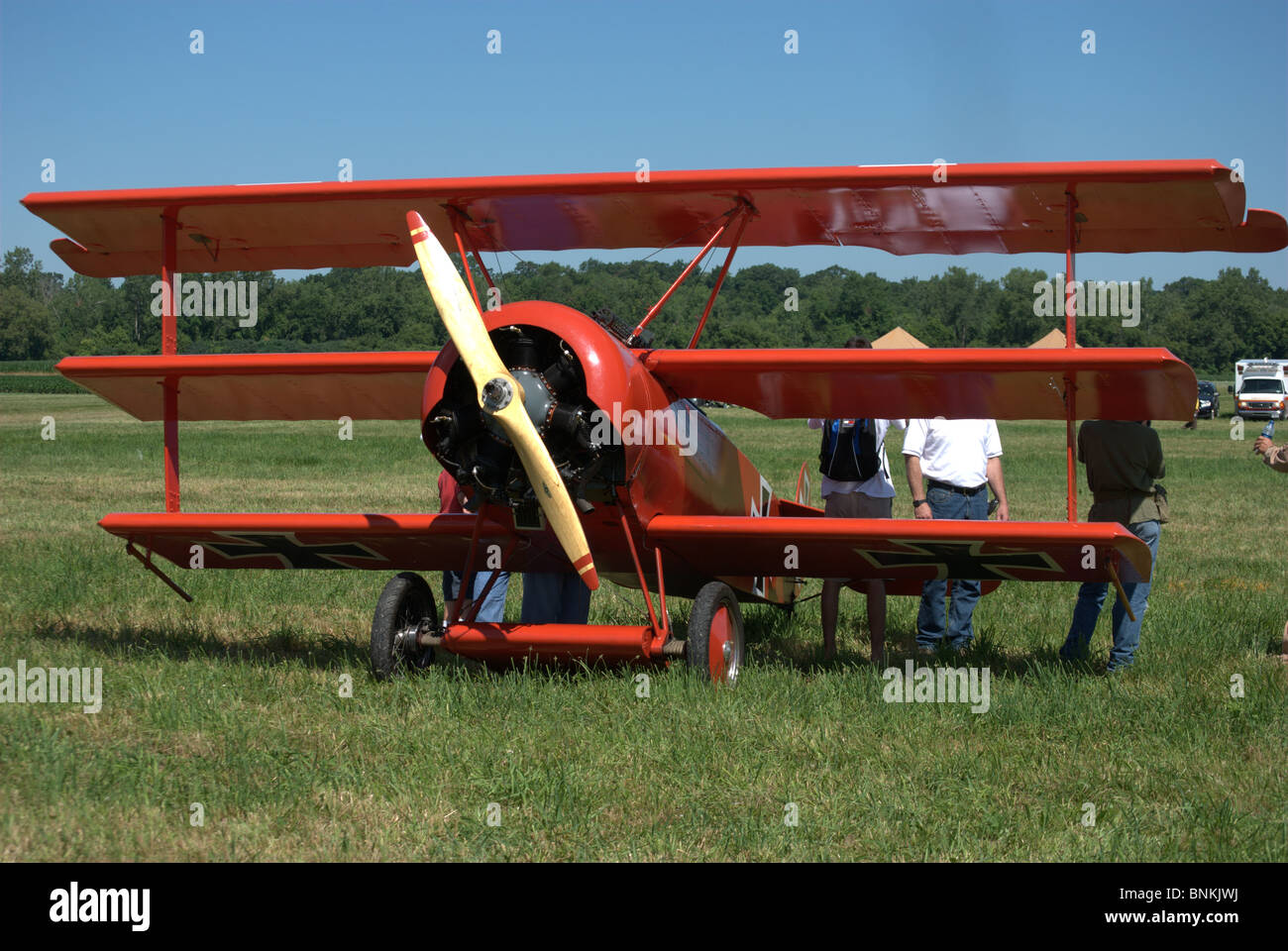 Fokker allemand aile trois avions de chasse de la PREMIÈRE GUERRE MONDIALE vintage aux couleurs de la Red Baron Banque D'Images