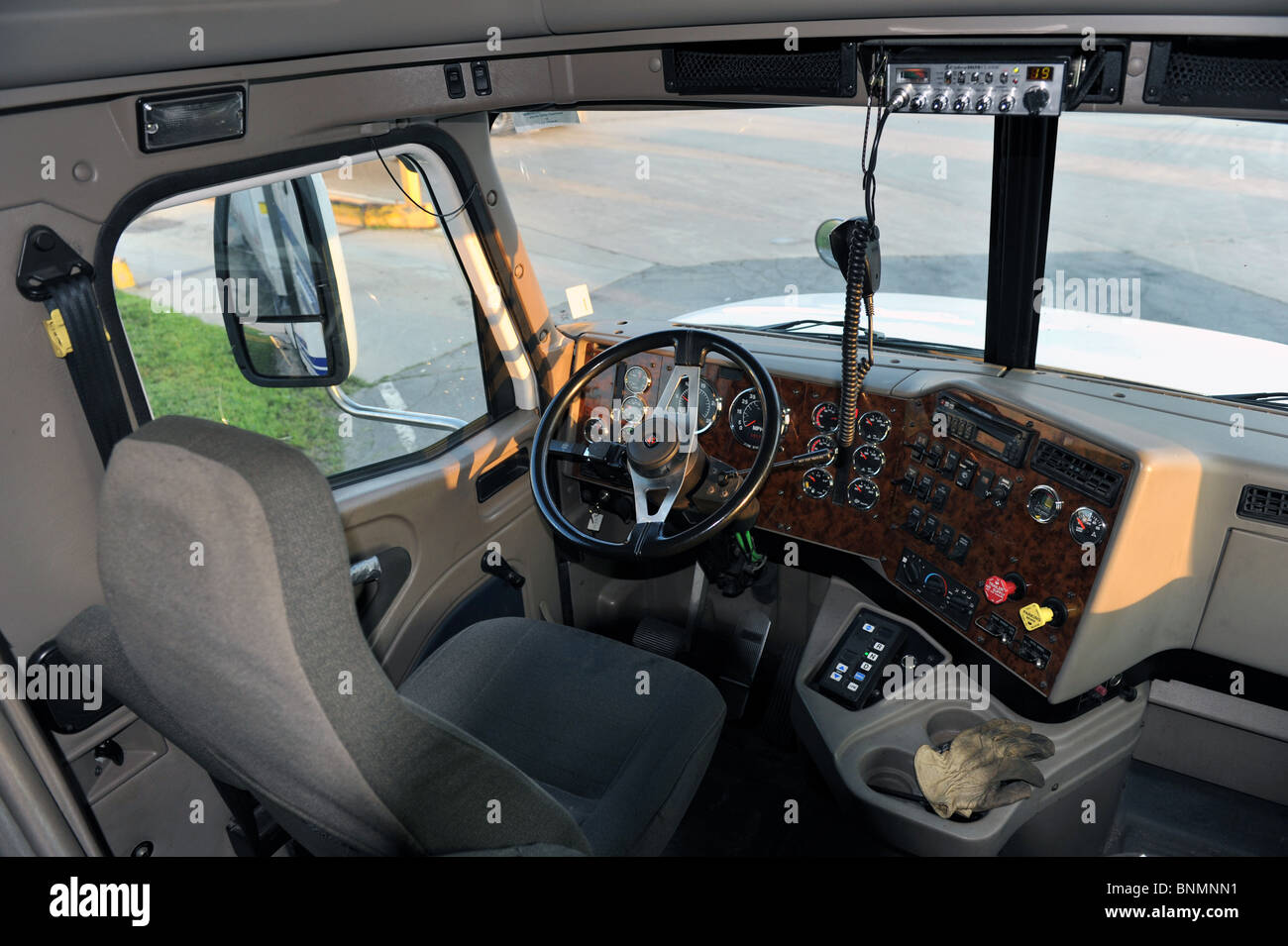 Intérieur d'un tracteur international semi truck Banque D'Images