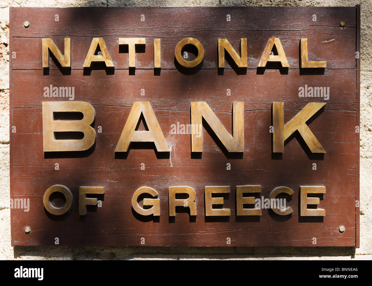 Affiche à l'extérieur de la Banque Nationale de Grèce, la ville de Rhodes, Rhodes, Grèce Banque D'Images