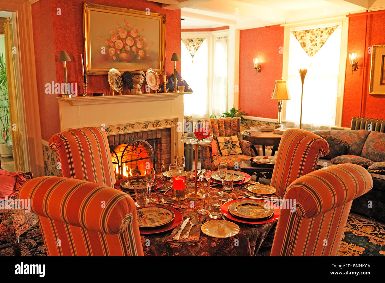 Salle à manger rouge Old Country Inn Red Hook, New York USA Banque D'Images