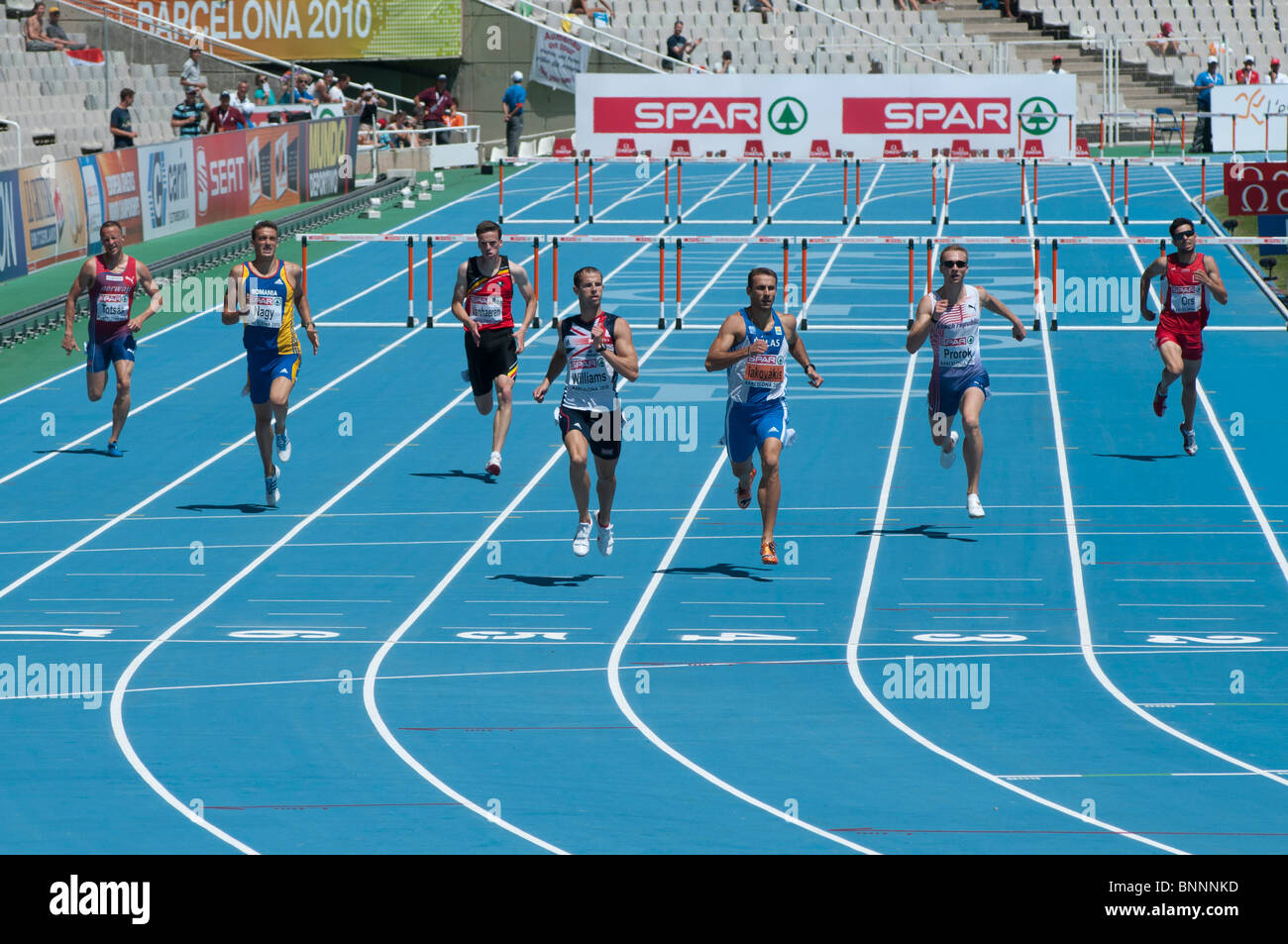 28 juillet 2010 à la Barcelona European Athletics Championships (400m haies hommes) Banque D'Images