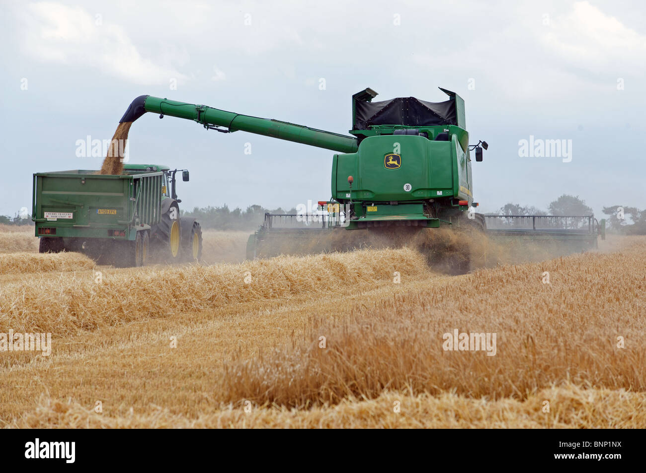 John Deere S690i combine harvester Banque D'Images