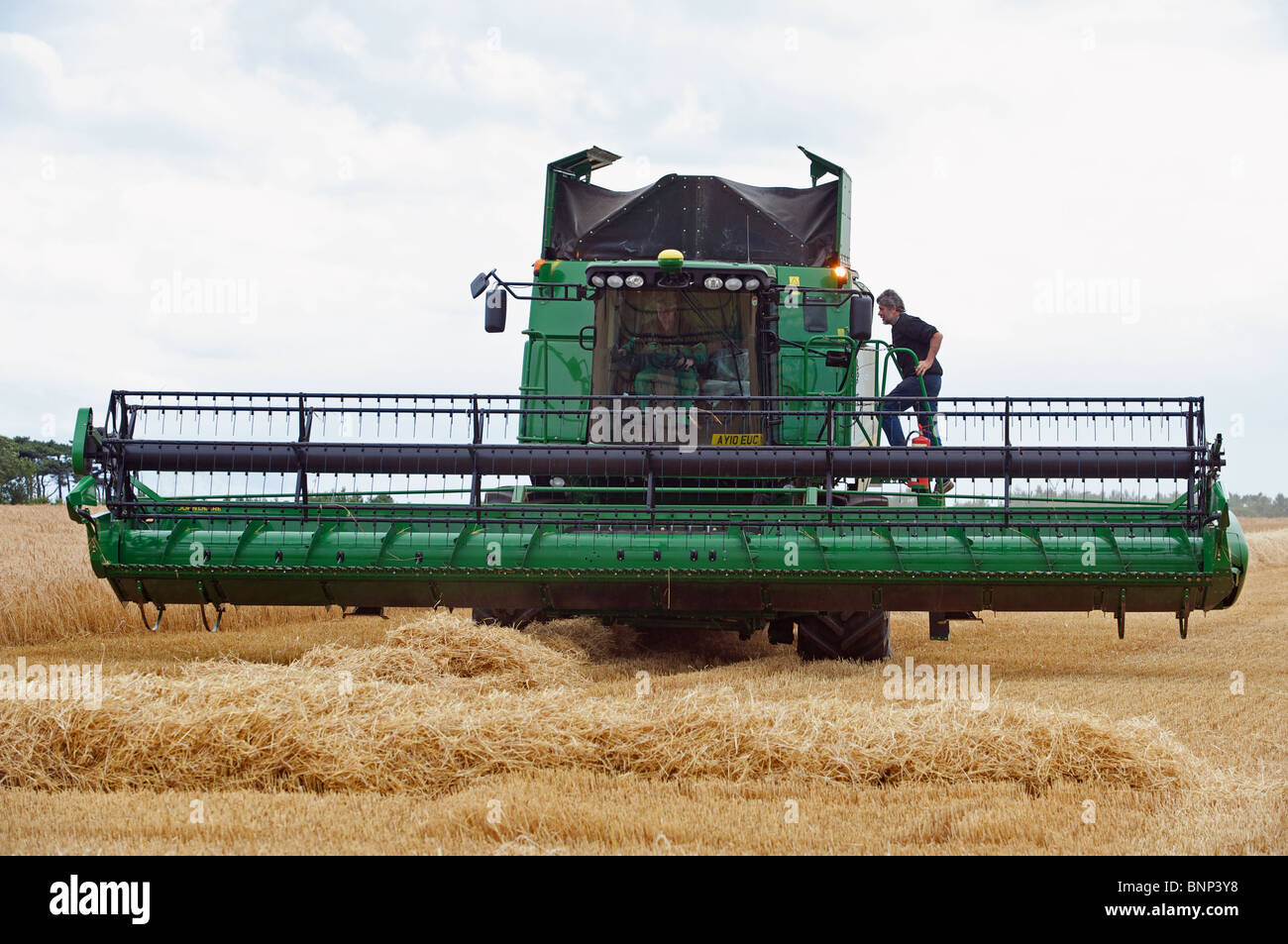 John Deere S690i combine harvester Banque D'Images