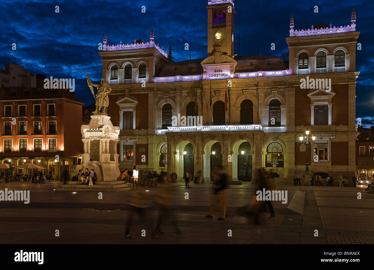 Hôtel de ville, le style éclectique de l'édifice du xixe siècle, dans la Plaza Mayor de la ville de Valladolid, Castille et Leon, Espagne. Banque D'Images