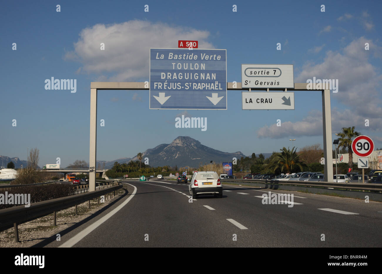 Inscrivez-vous sur l'autoroute A570 à Toulon, France Banque D'Images