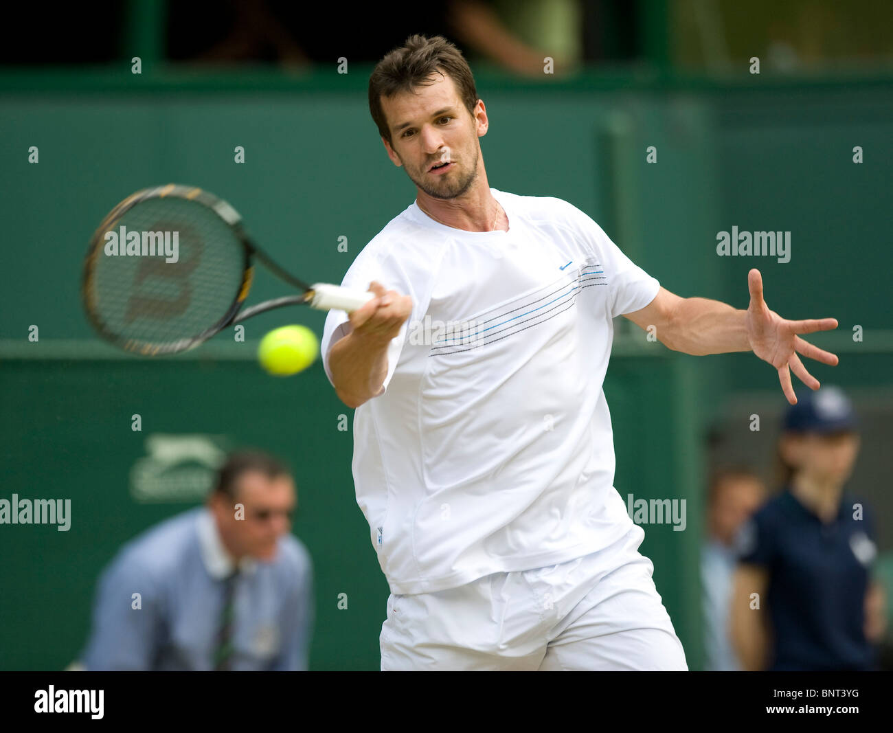 Philipp Petzchner (GER) en action au cours de la Tennis de Wimbledon 2010 Banque D'Images