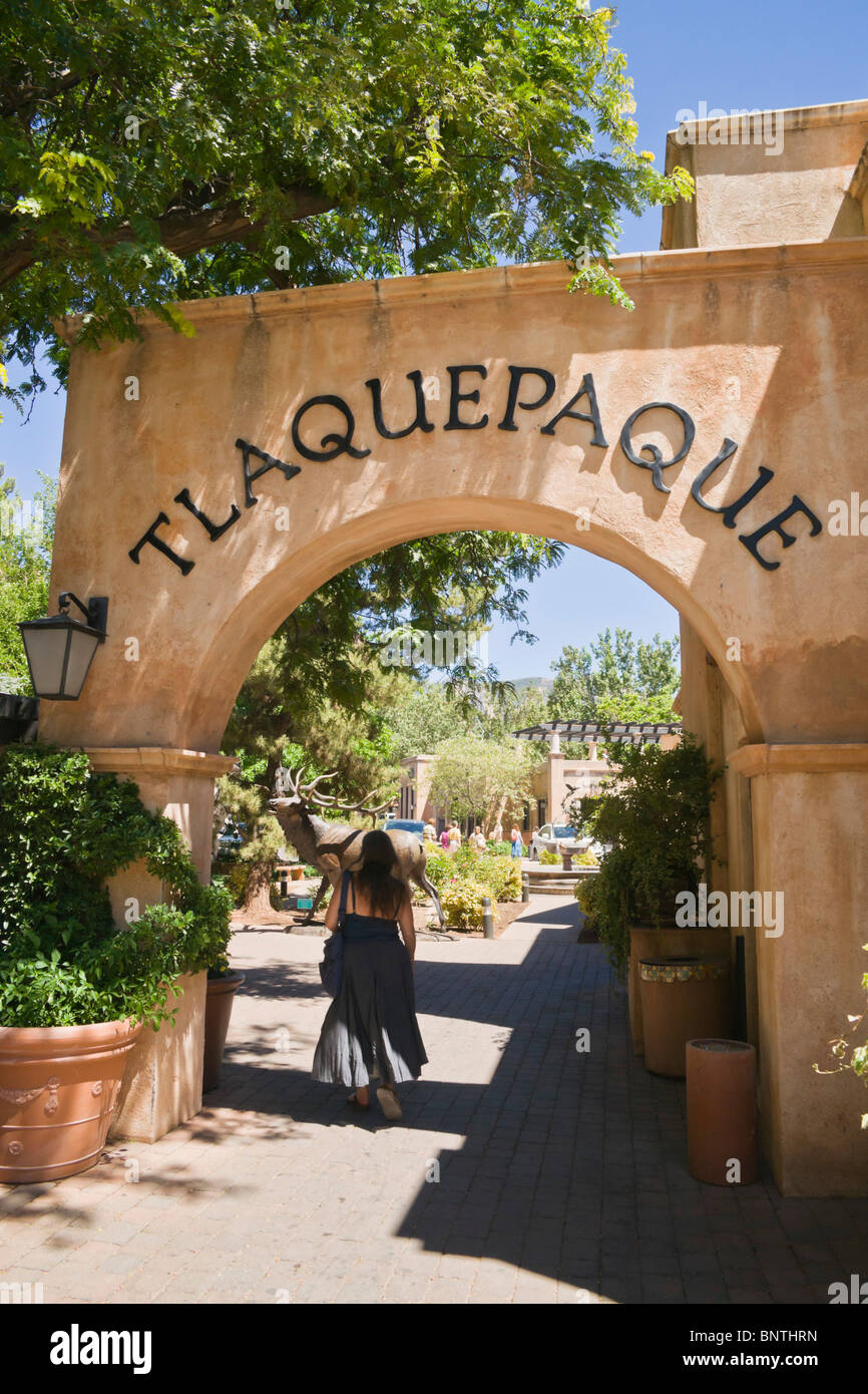 Sedona, Arizona, USA - Tlaquepaque détail inspiration mexicaine cour village Banque D'Images