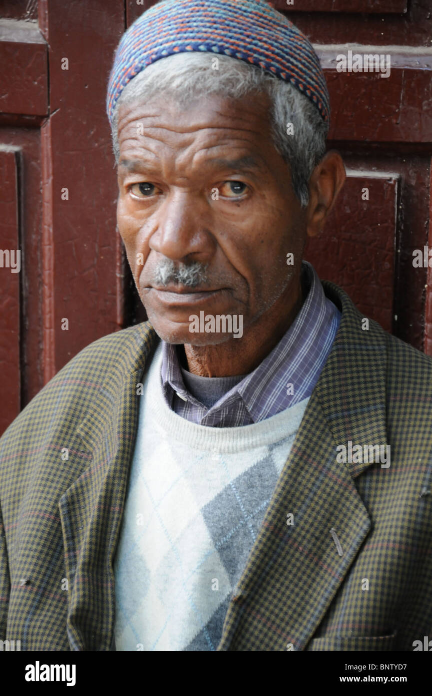 L’HOMME AU MAROC Banque D'Images