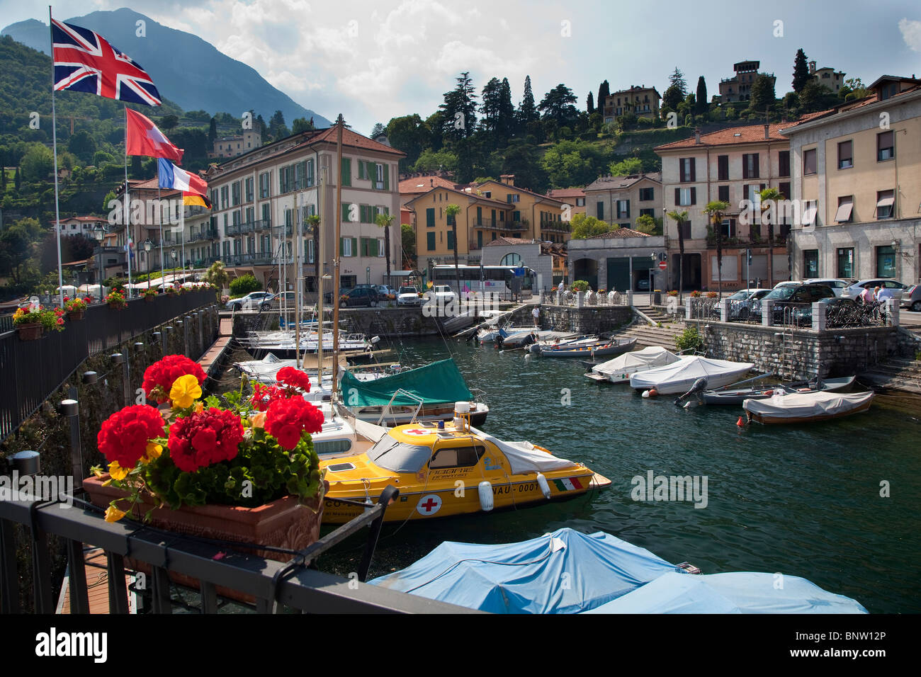 Le port, Menaggio, Lac de Côme, Lombardie, Italie Banque D'Images