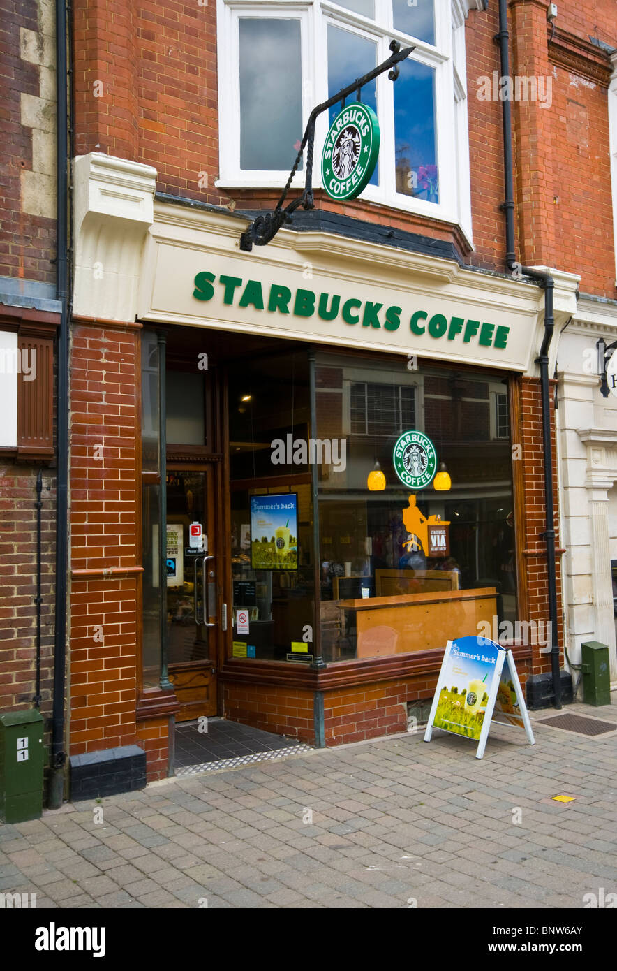 Café Starbucks Shopfront Banque D'Images