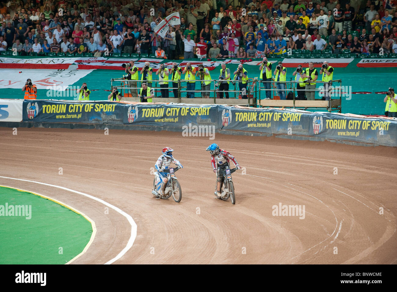 2010 British Speedway Grand Prix, duo danois, Pedersen et Andersen ont mots après un certain dur équitation Banque D'Images