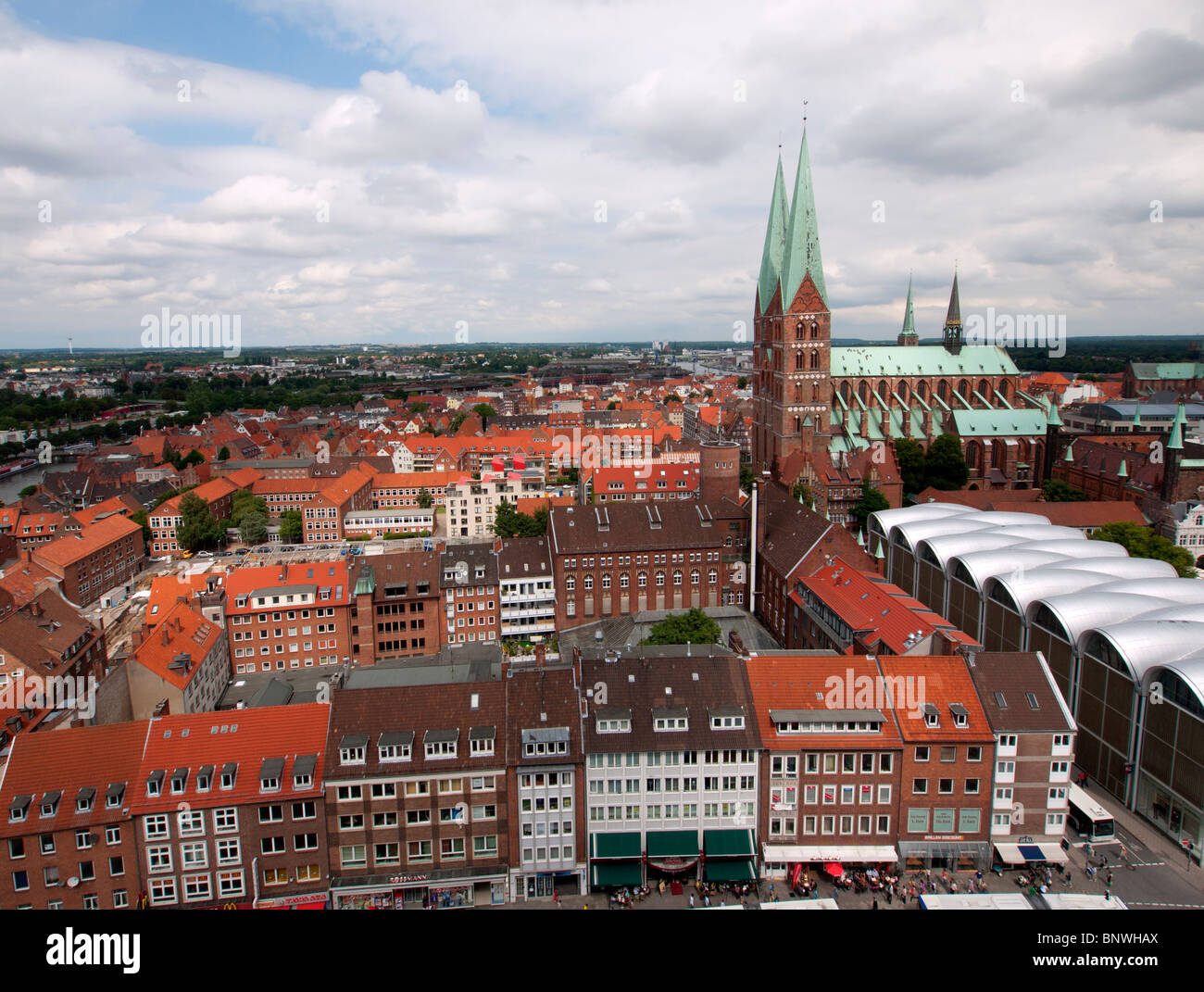 Vue sur centre historique de la ville de Lubeck en Allemagne Banque D'Images