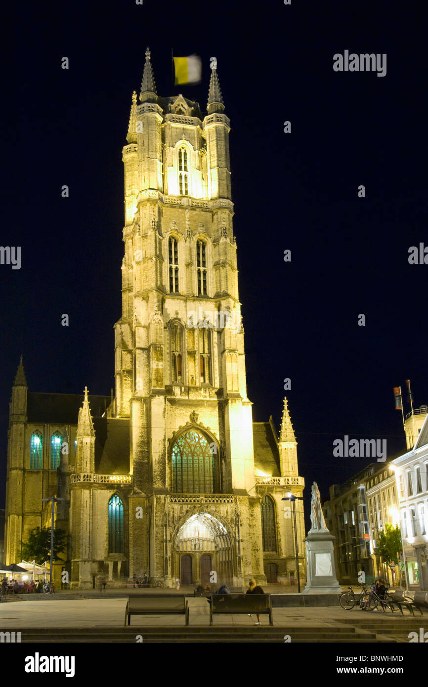 Belgique, Gand, Cathédrale St Bavos de nuit, Sint Baafskathedraal Banque D'Images