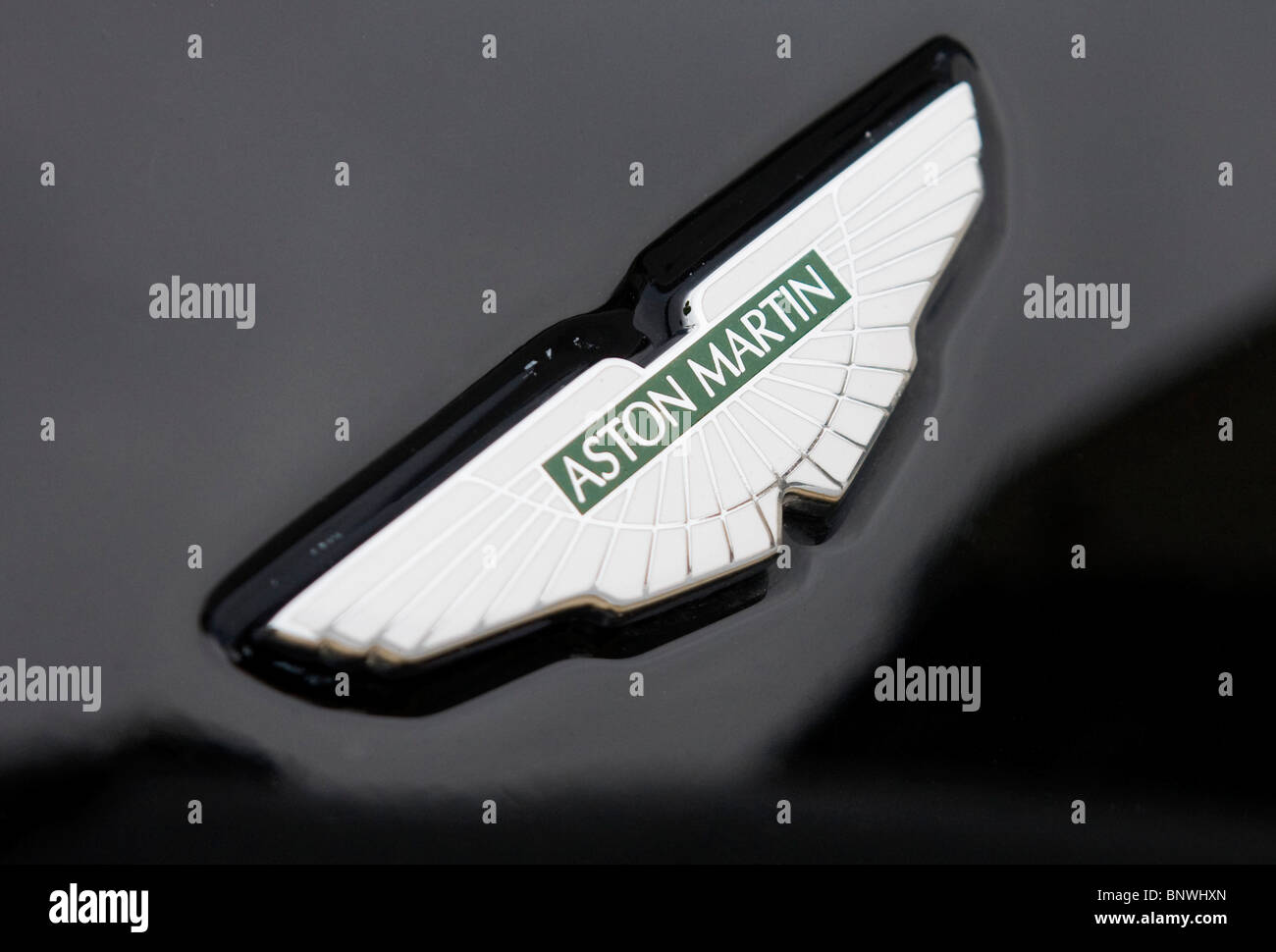 Un concessionnaire automobile Aston Martin. Banque D'Images