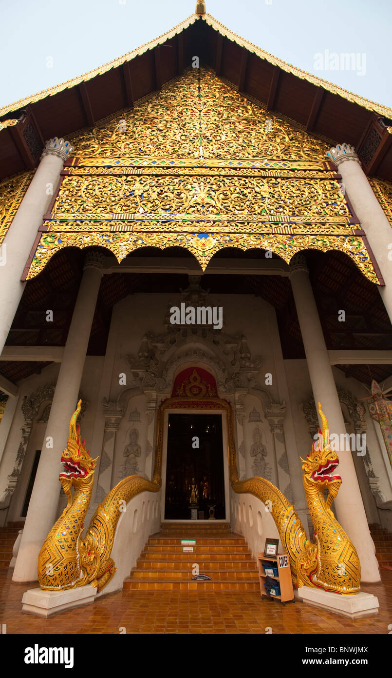 Wat Chedi Luang, Chiang Mai, la province de Chiang Mai, Thaïlande, Asie Banque D'Images