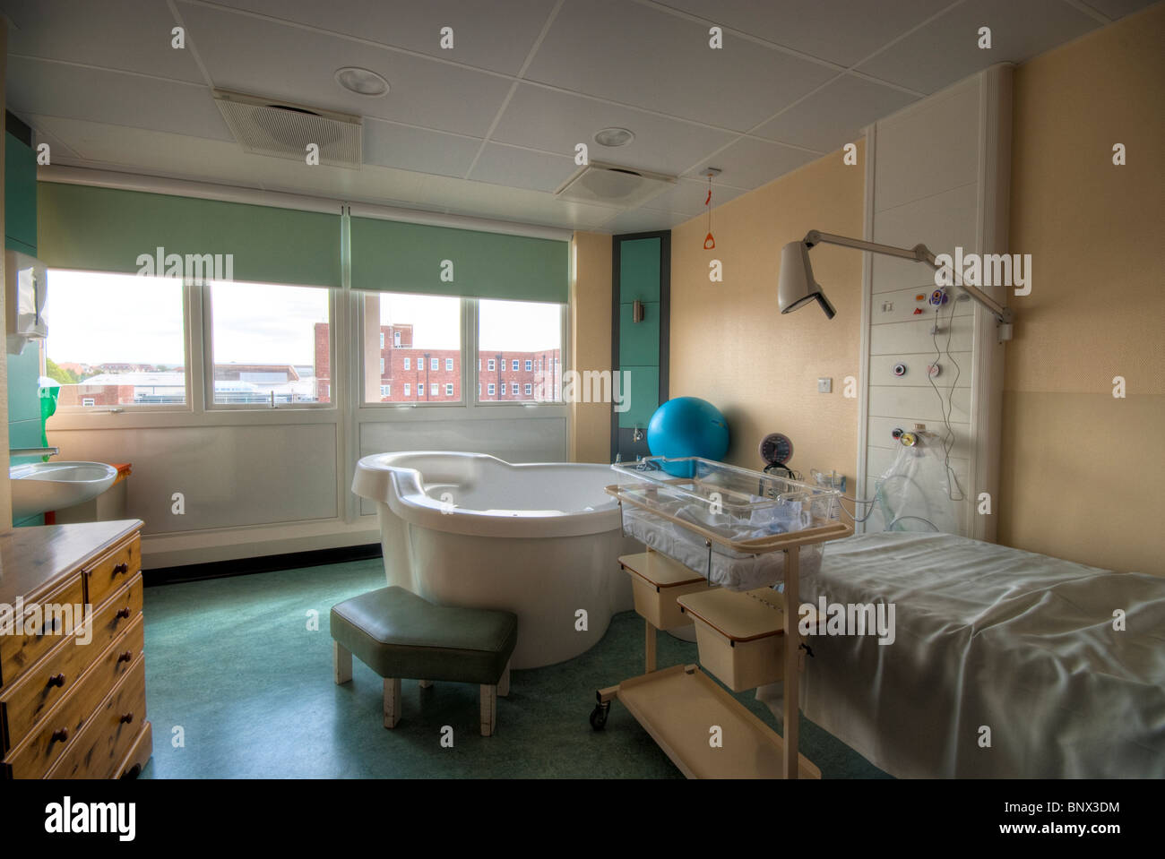 L'unité de maternité de l'hôpital de Chichester Tangmere Ward Banque D'Images