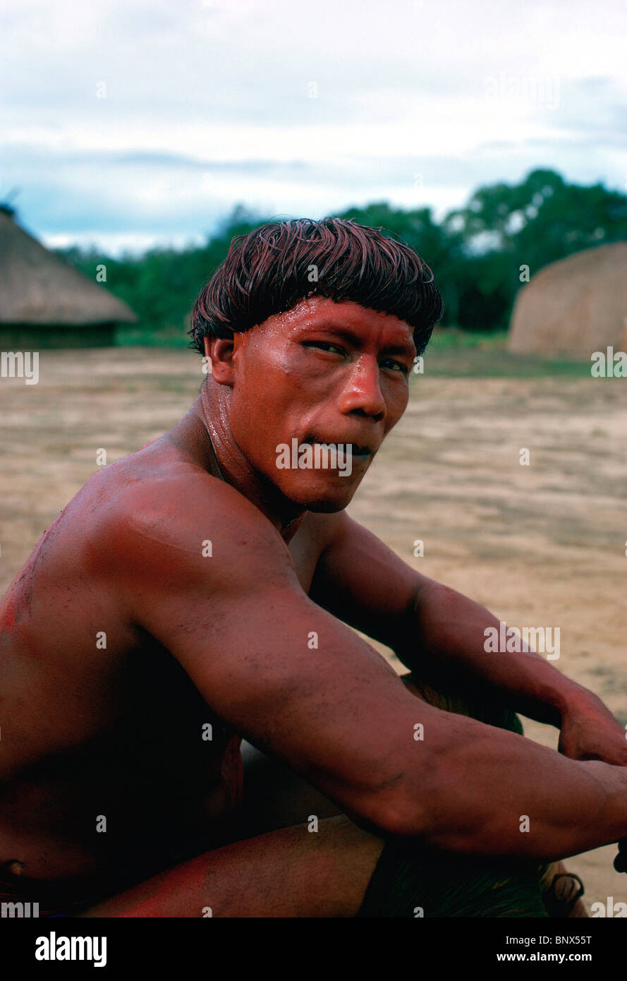 Tribu Kamayurá wrestler, récupération entre les épisodes, vit dans la