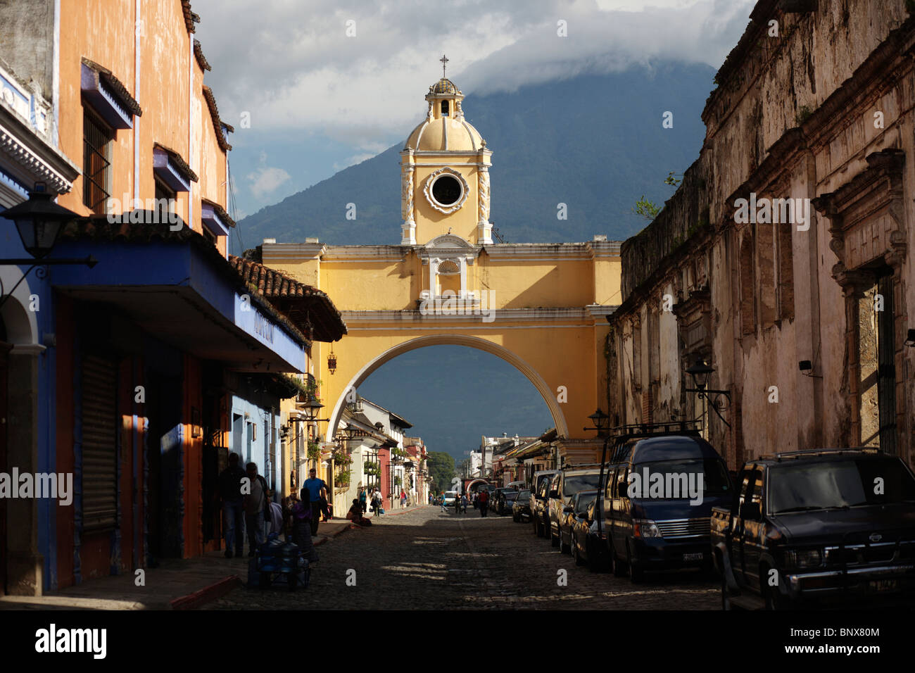 El Arco de Santa Catalina sur Calle del Arco en Antigua près de Guatemala City au Guatemala Banque D'Images