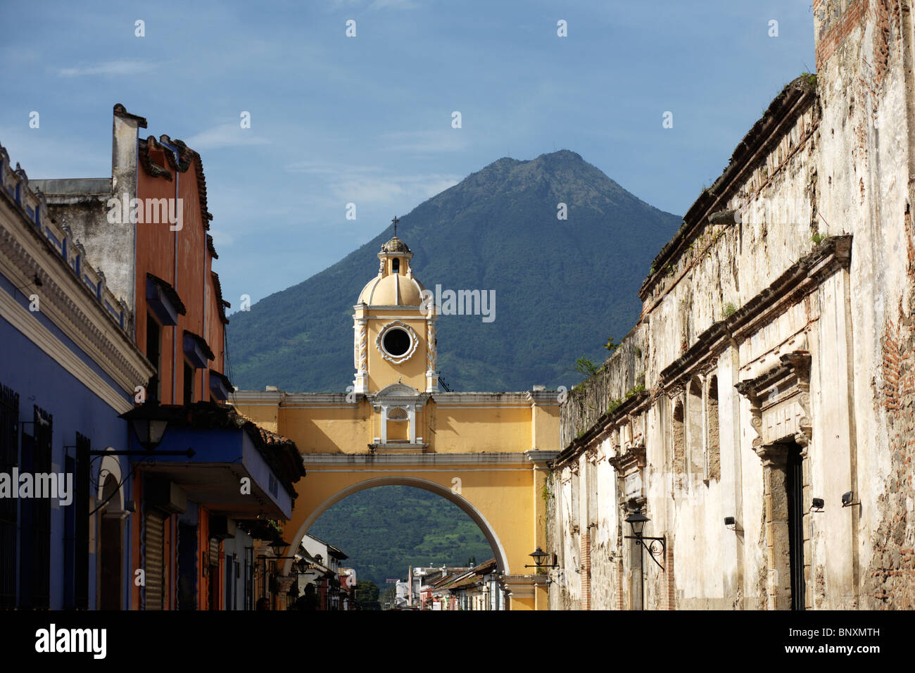 El Arco de Santa Catalina sur Calle del Arco en Antigua près de Guatemala City au Guatemala Banque D'Images