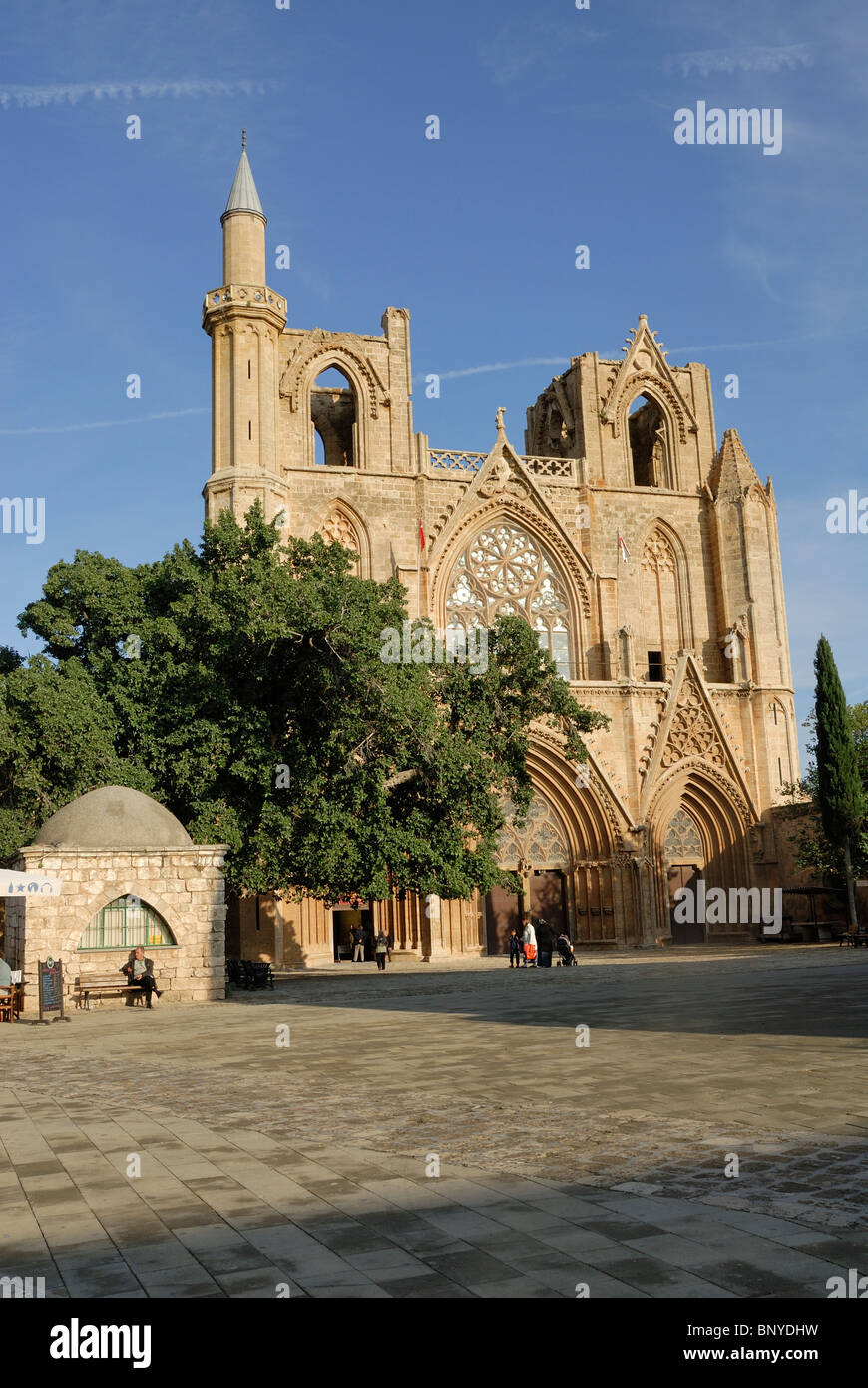 Lala Mustafa Pacha Mosquée (St Nicolas) Cathédrale Kyrenia Chypre du Nord Banque D'Images
