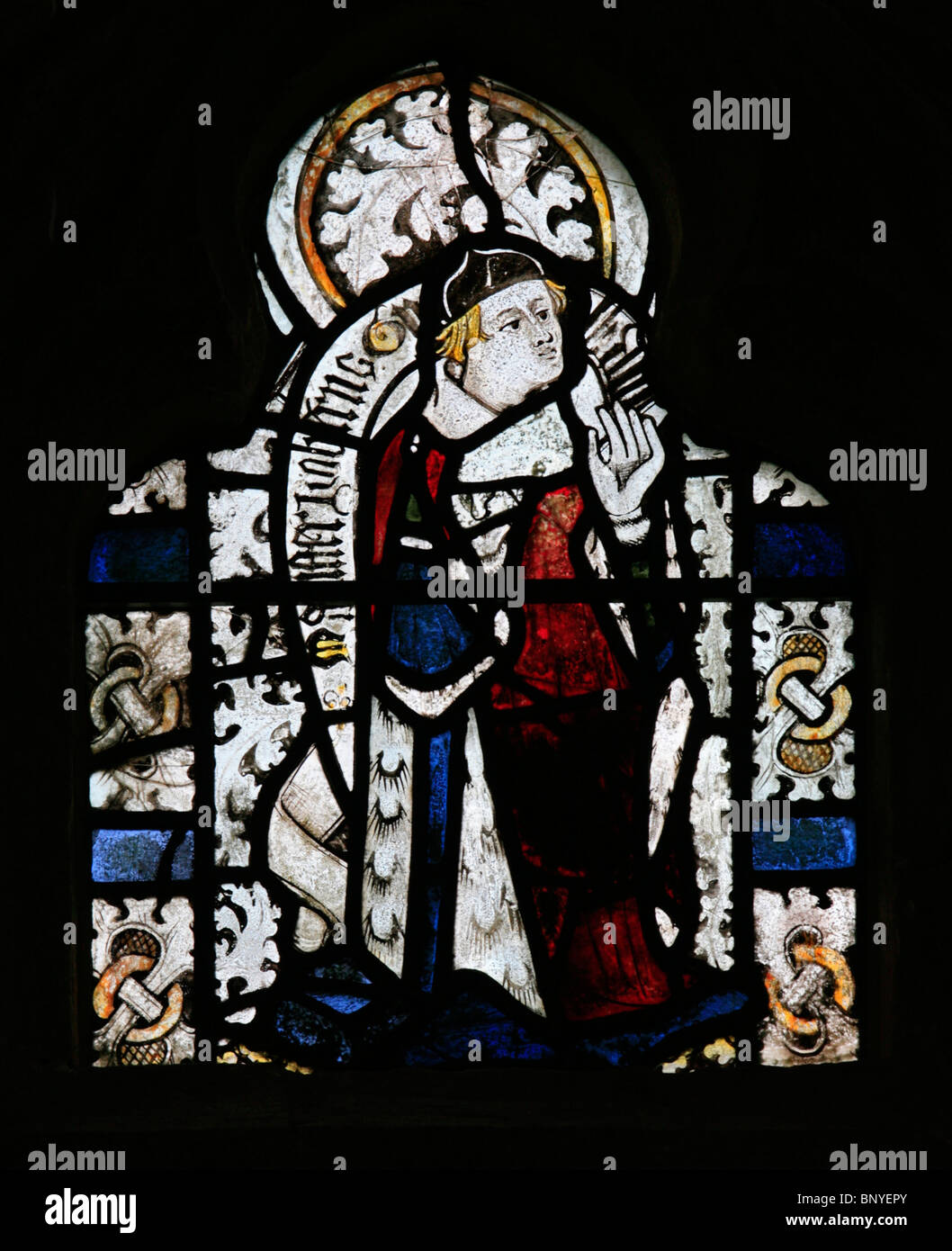 Un 15e siècle vitrail représentant Robert Gilbert, évêque de Londres, St Etheldreda's Church, Horley, Oxfordshire Banque D'Images