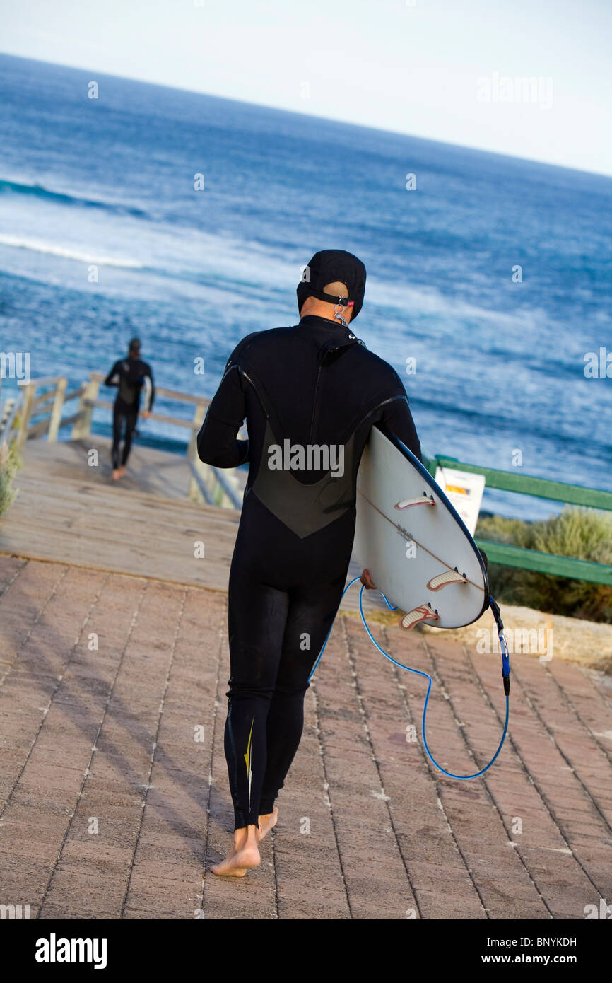 Au surfeur Surfer's Point, connue localement sous le nom de Margaret's. Margaret River, Australie-Occidentale, Australie. Banque D'Images