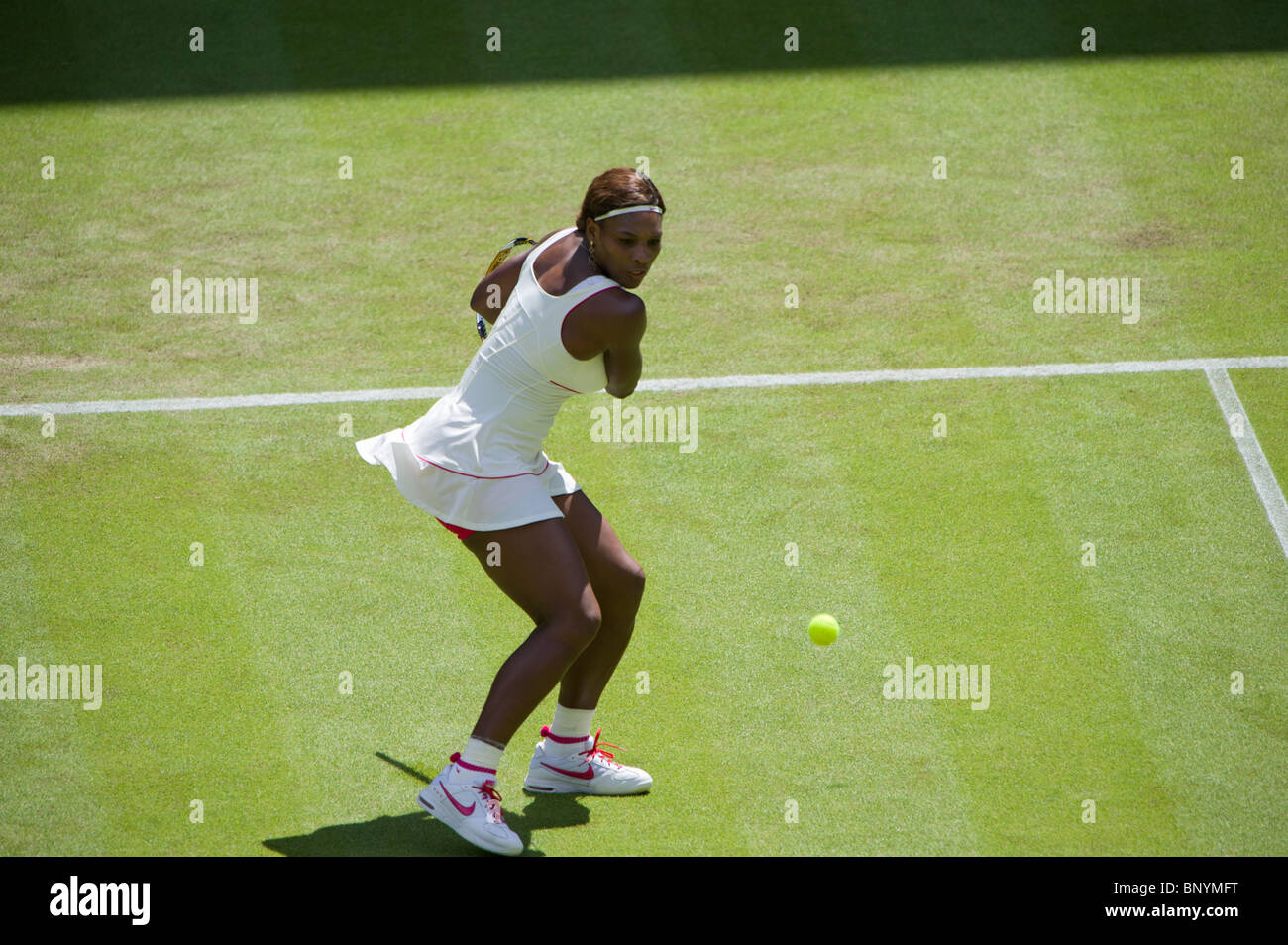 22 juin 2010 : Serena Williams / Michelle Larcher De Brito. Tournoi international de tennis de Wimbledon qui s'est tenue à l'Angleterre Tous L Banque D'Images