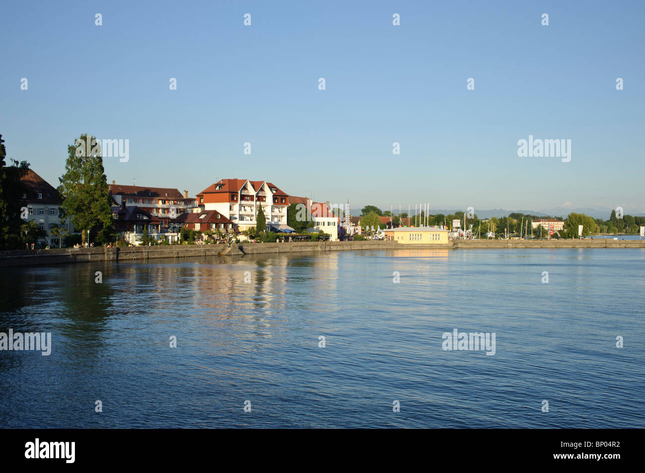 Langenargen bay shore, Lac de Constance Allemagne Bade-Wurtemberg Banque D'Images
