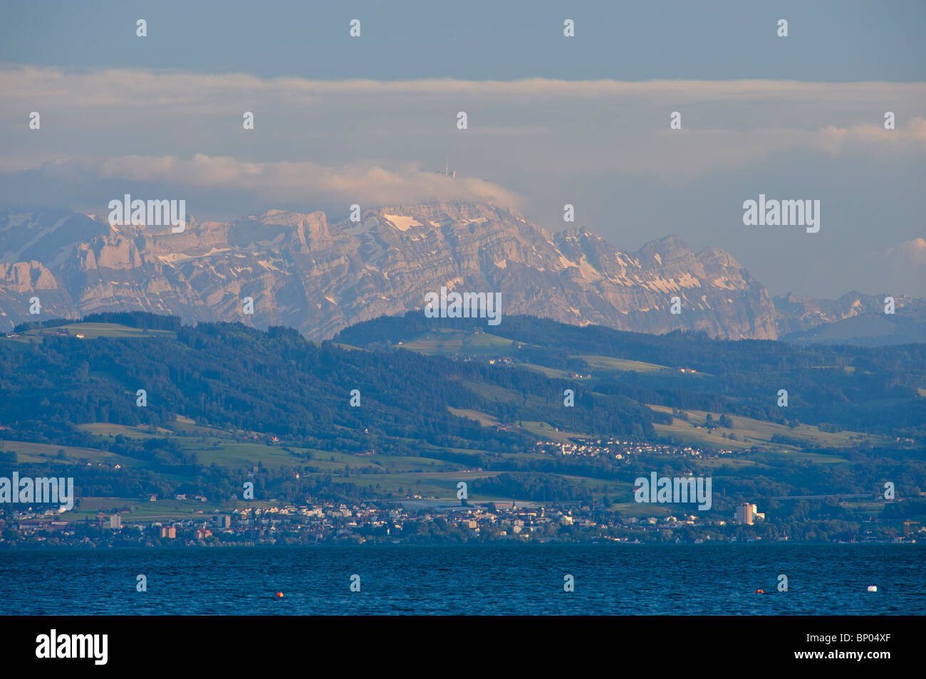 Saentis Montagne dans les Alpes suisses de Langenargen, Lac de Constance Allemagne Bade-Wurtemberg Banque D'Images