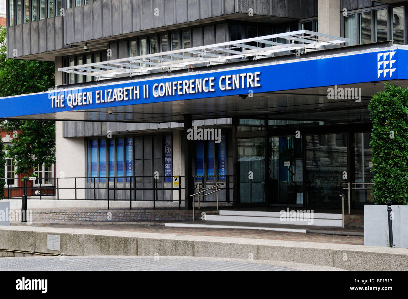 La Reine Elizabeth II Conference Centre, Westminster, London, England, UK Banque D'Images