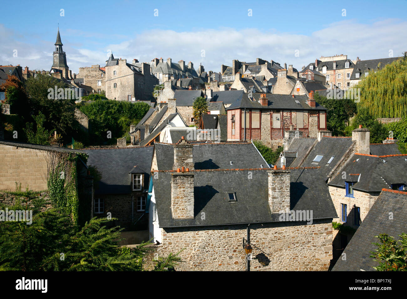 France, Bretagne, Côte d'Armor, Dinan (vallée de la Rance), ville médiévale, vue depuis les remparts Banque D'Images