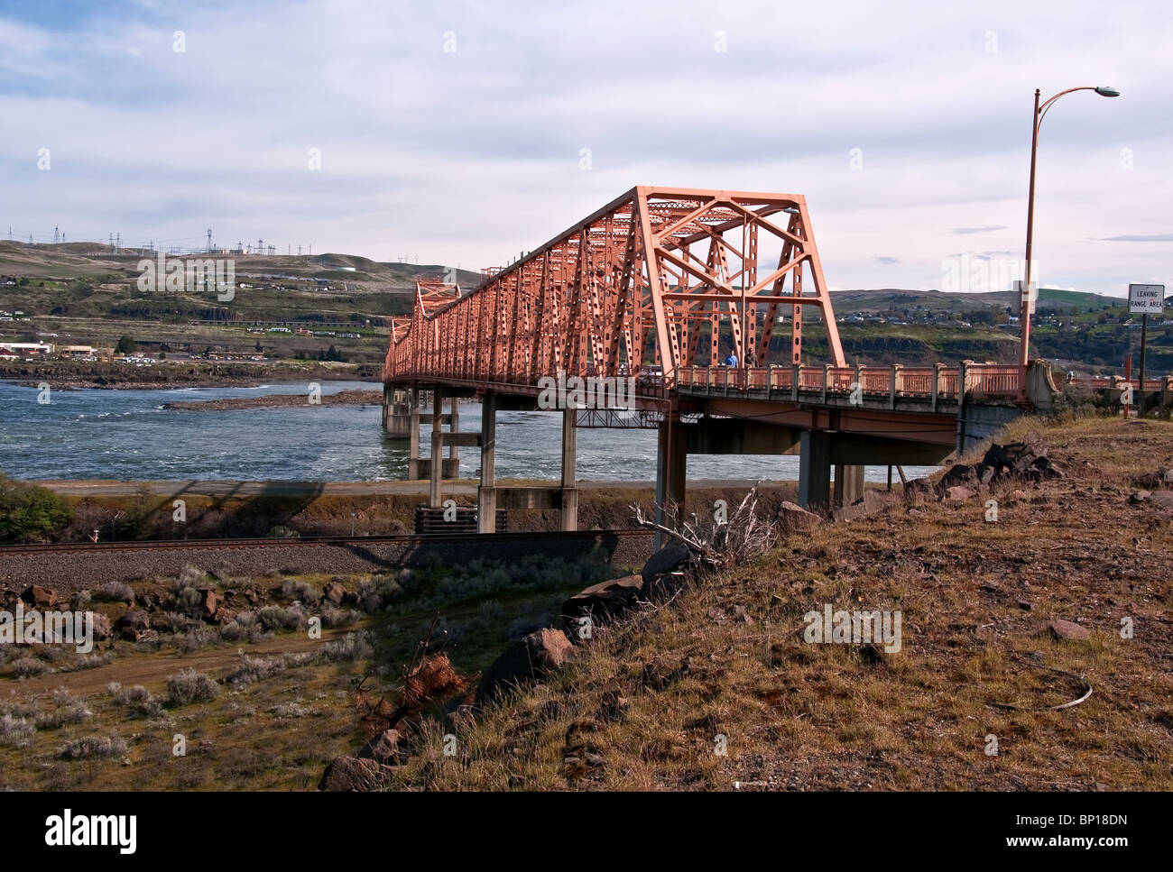 Paysage de la Dalles bridge tiré du côté de Washington de la Columbia