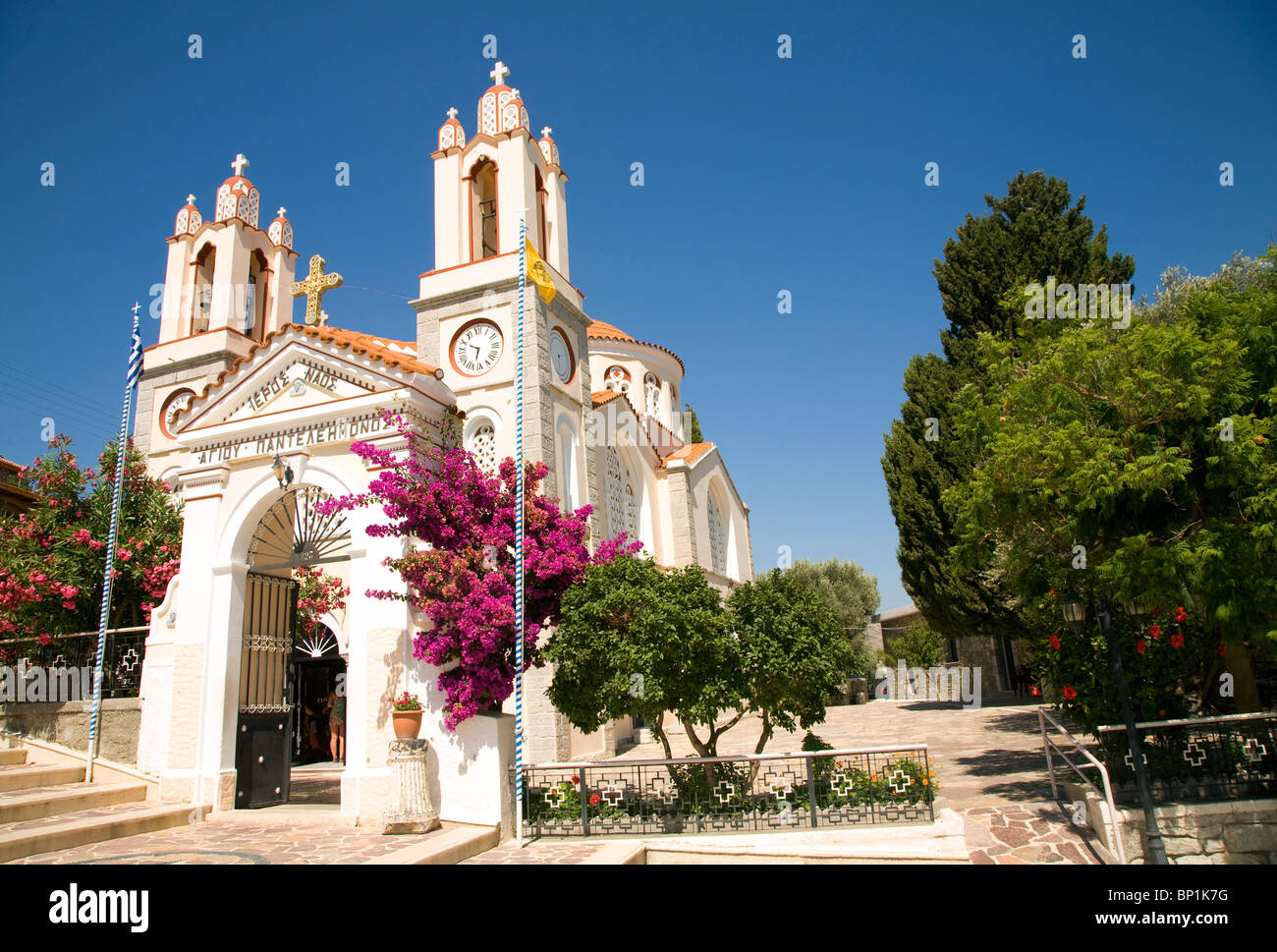 Eglise grecque orthodoxe d'Agios Pandeliemon, Siana, Rhodes, Grèce Banque D'Images