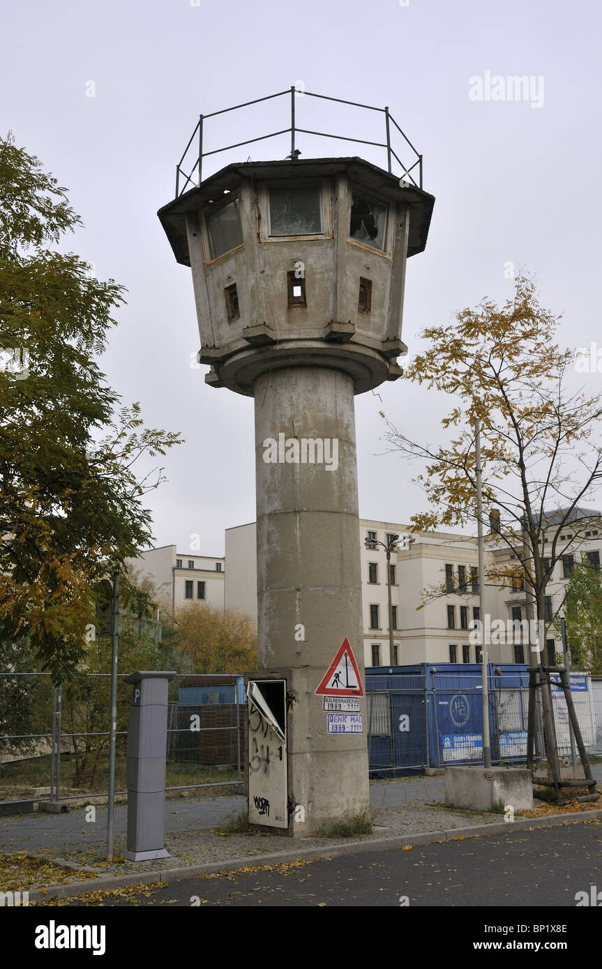 La rue Erna-Berger Strasse Berlin wall Tour d'observation Banque D'Images