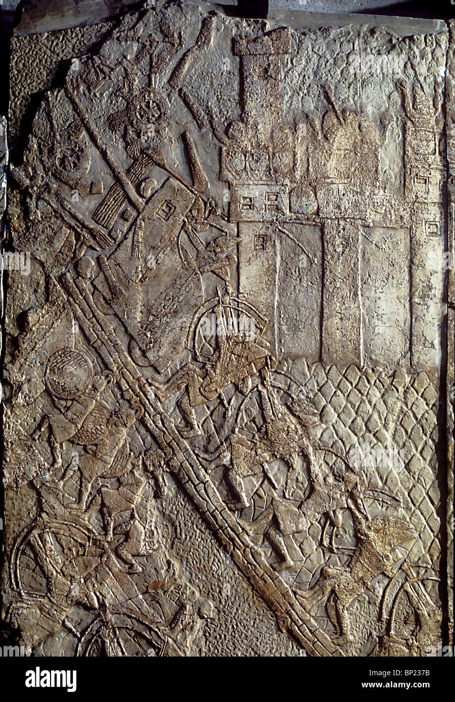 Scènes de bataille LA CONQUÊTE DE LAKISH PAR L'armée assyrienne. Soulagement DANS SANNAHERIB'S PALLACE DE NINVEH DÉCRIVANT LE Banque D'Images