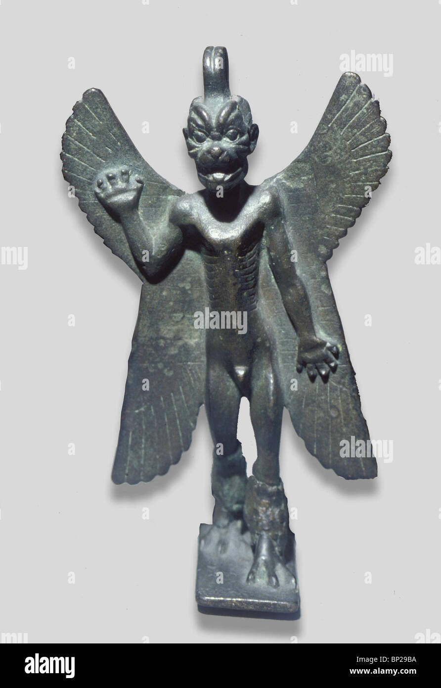 2869. Le démon PAZUZU, 'ROI DES DÉMONS', statuette de bronze de l'Assyrie, C. 800-700 av. Banque D'Images