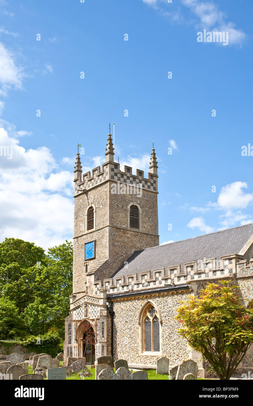 À l'église St Leonard's Horringer au printemps, Suffolk Banque D'Images