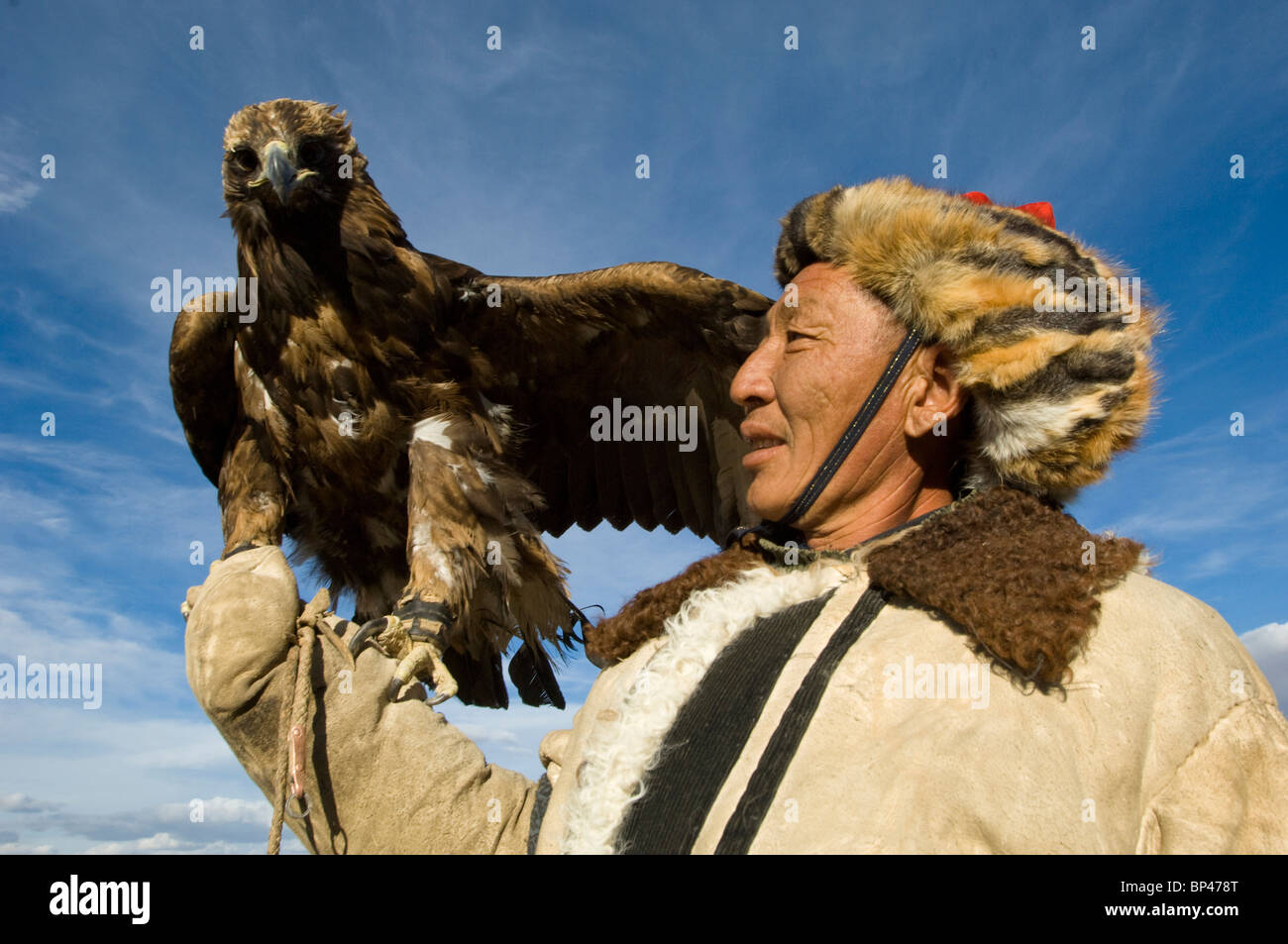 L'homme au Festival de l'Aigle de l'Altaï Banque D'Images
