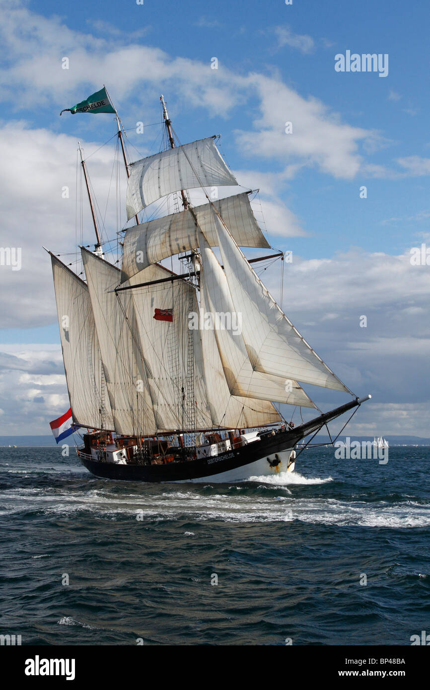 Oosterschelde, goélette restaurée à trois mâts. Construit aux pays-Bas, 1918. Majestic Sailing Vessels 54th Annual Tall Ships Race & Regatta, Hartlepool, Banque D'Images