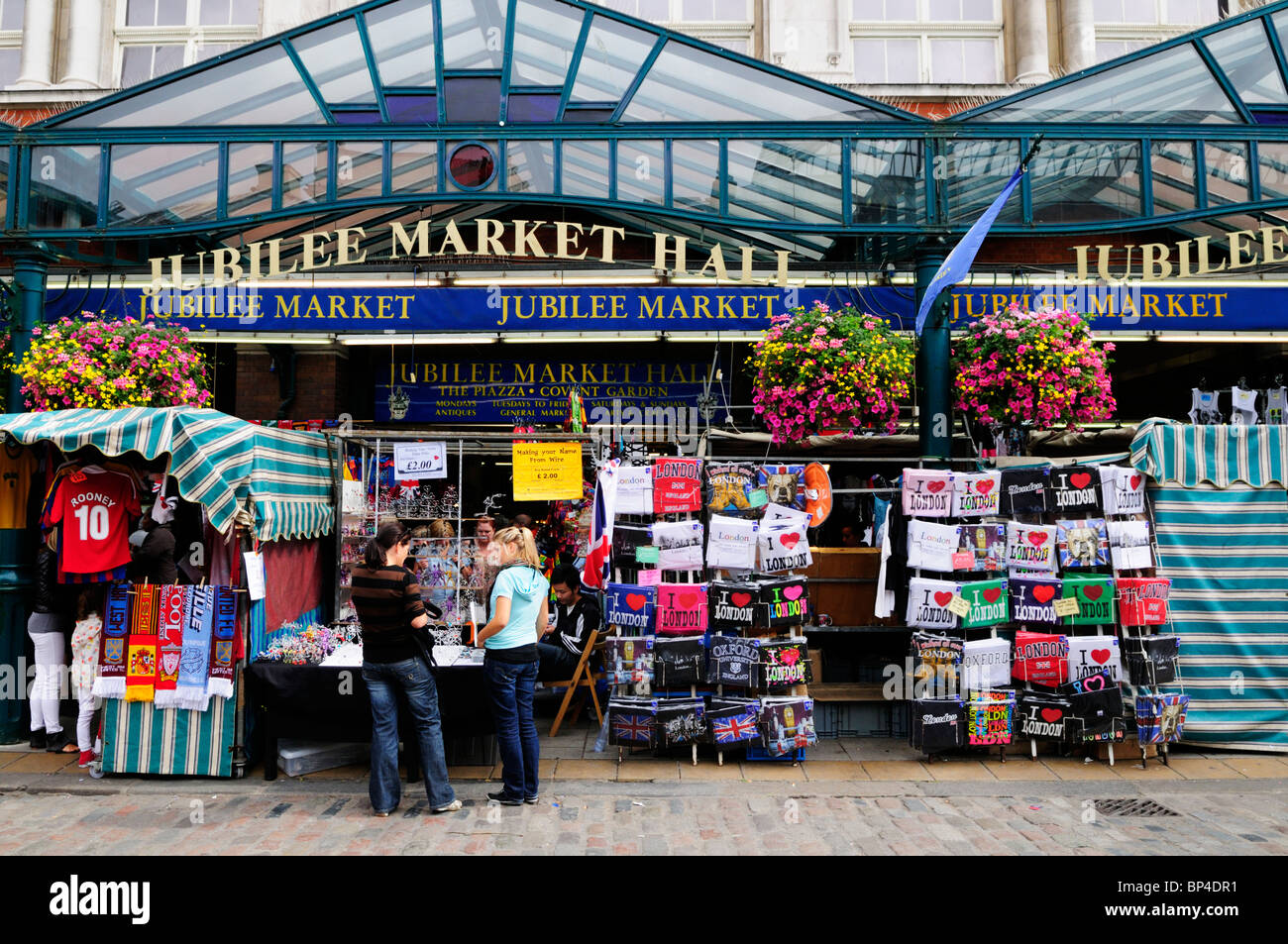 Le marché du jubilé Hall, Covent Garden Piazza, London, England, UK Banque D'Images