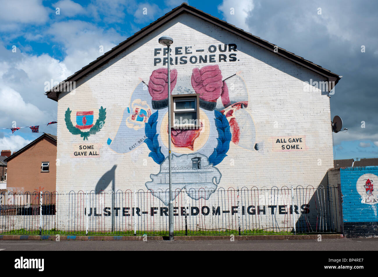 East Belfast Fresque UFF- Lord Street. Banque D'Images